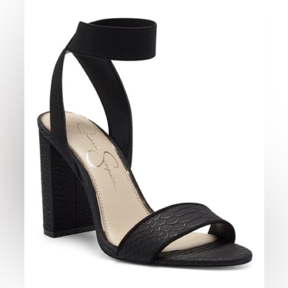 Jessica Simpson Collection Black Crisscross Vhondra Sandal Black